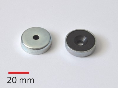 RM11C03 D32/d5,5x7 mm