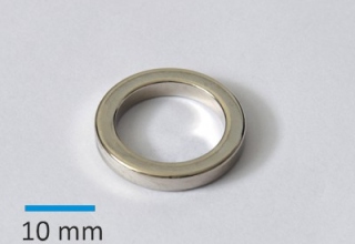 N35 D25xd18x4 mm Ni