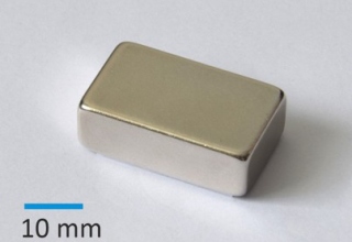 N42 30x18x10 mm Ni